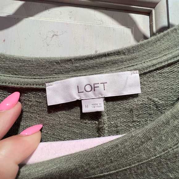 GREEN LONG SLEEVED LOFT SHIRT - Picture 3 of 3